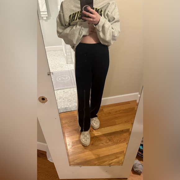 NWT Kule Nola knit sweat pant, navy, size small - Picture 13 of 14